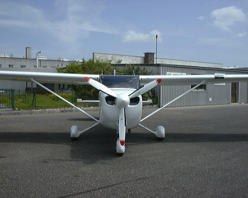 STC/stc_pic/cessna_172_r_s.jpg
